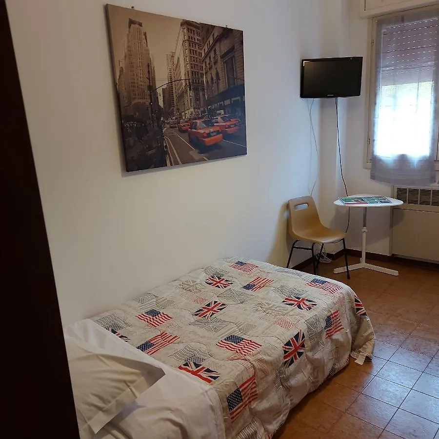 Guest house Fare Bnb - Room Pappagnocca Reggio Emilia
