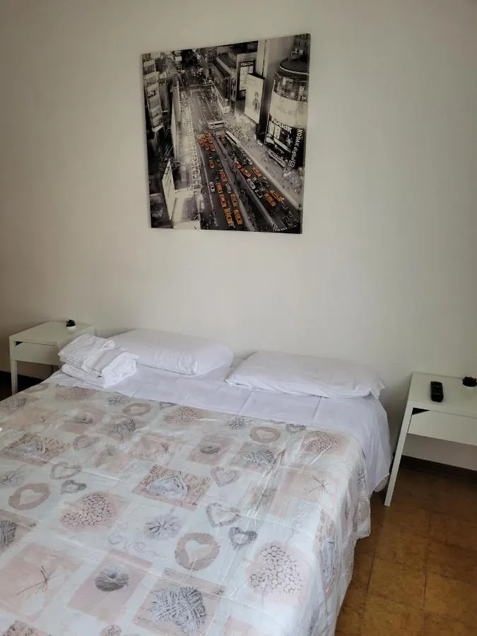 Fare Bnb - Room Pappagnocca Reggio Emilia Guest house